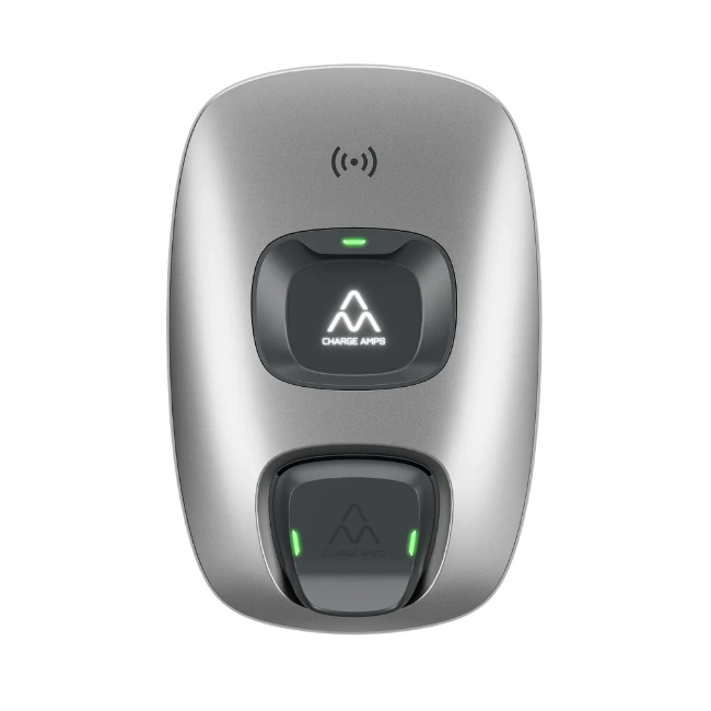 Stilren produktbild av Charge Amps Dawn laddbox, en innovativ modell.