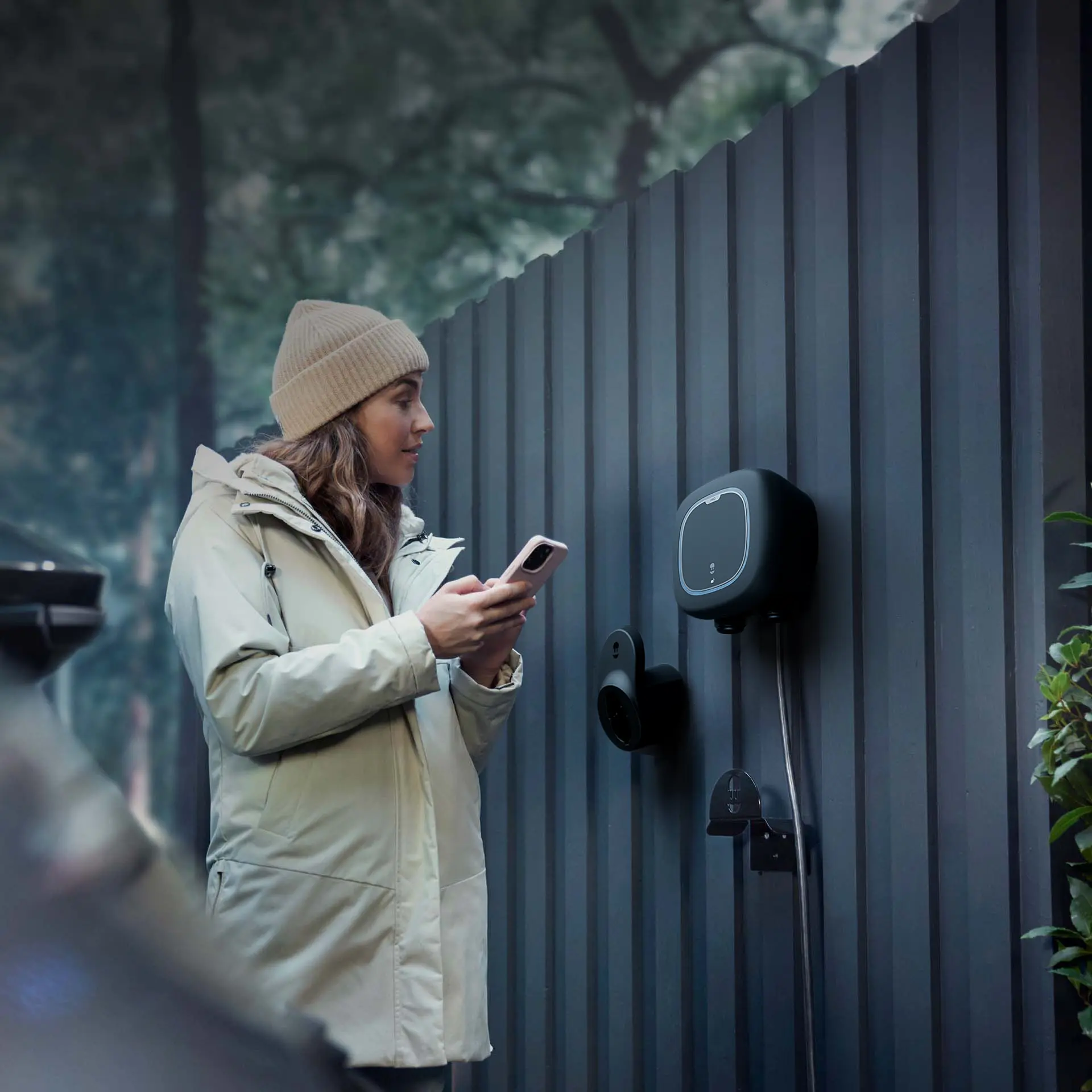 Wallbox Pulsar Pro laddbox använd för bekväm och säker hemmaladdning.